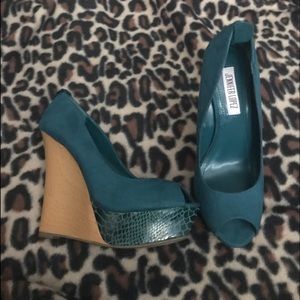 Jennifer Lopez Heels